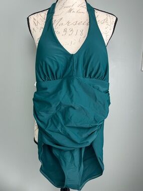 Cupshe Halter One-Piece Swimsuit